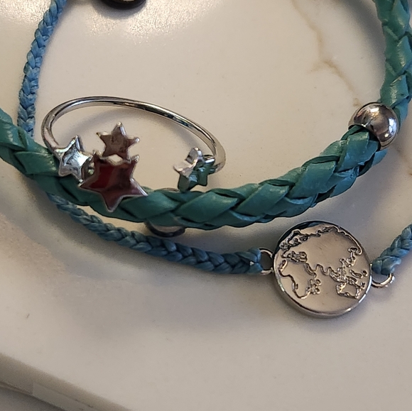 2 bracelets and 1 ring , genuine cultured pearl and sterling silver detail - Picture 4 of 7